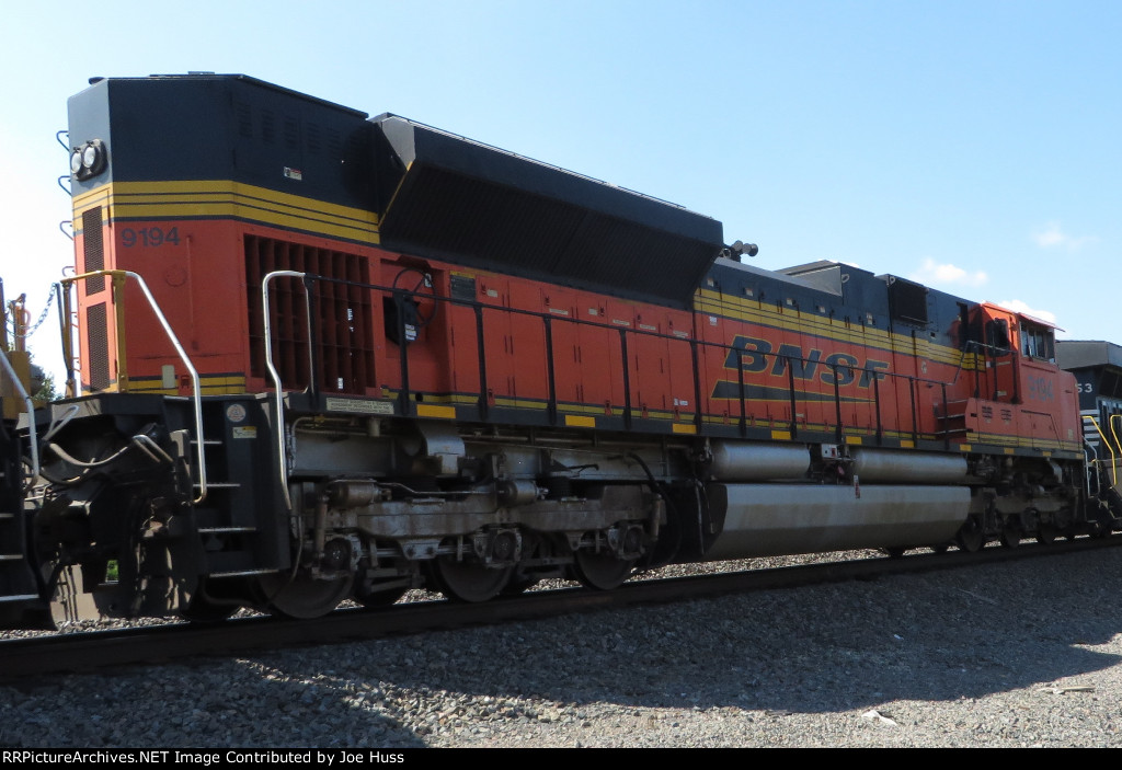 BNSF 9194